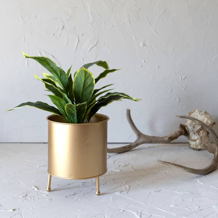 Foreside Home & Garden - Wholesale Plant Pot - Faye Brass Raised Metal Planter Pot