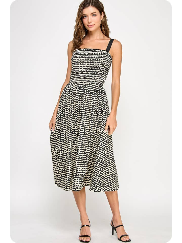 Strut & Bolt - Wholesale Dress - Women's - Scallop Print Smocked Midi Dress