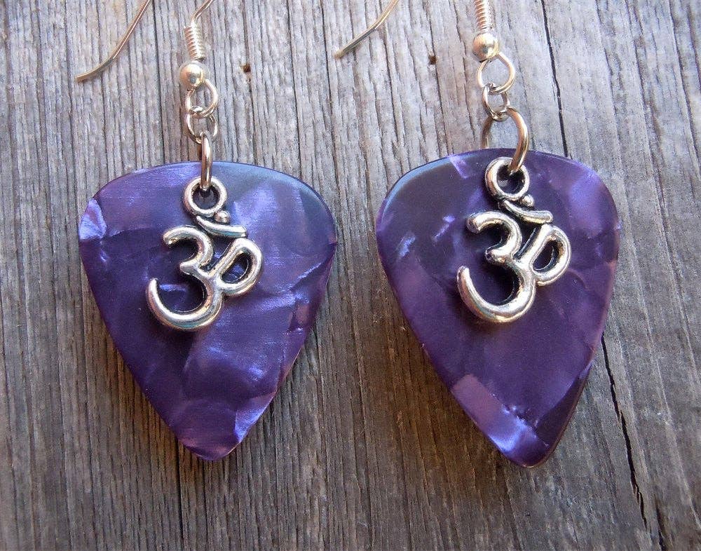 Simply Raevyn - Wholesale Dangle Earrings - Ohm Charm Guitar Pick Earrings6