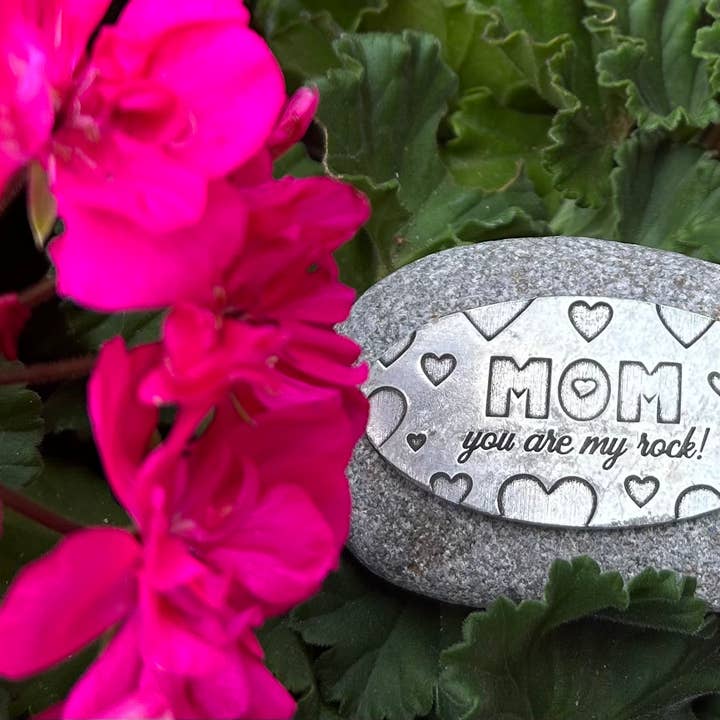 Whitney Howard Designs - Wholesale Outdoor Ornament/Decor - Rock Garden16