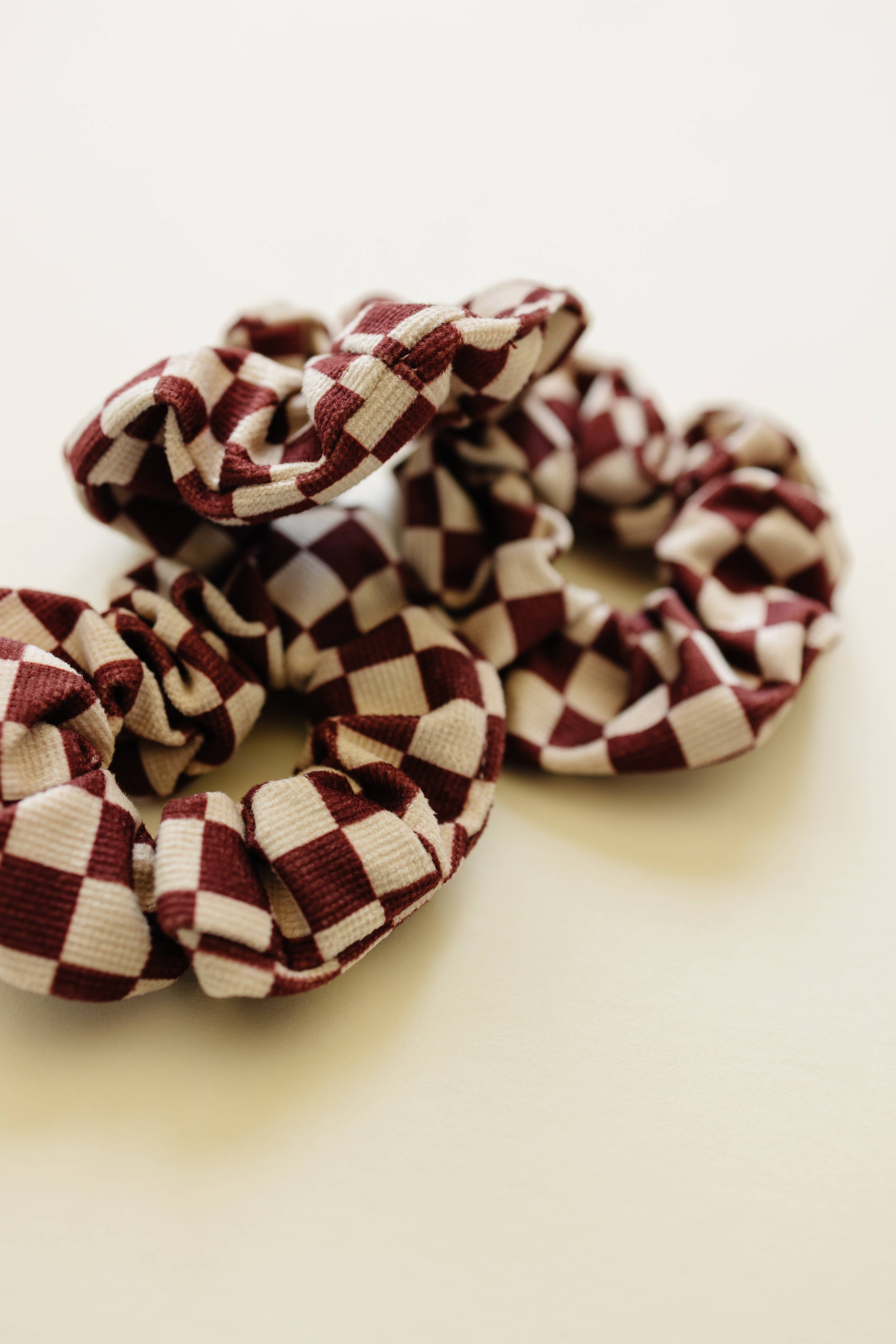 BlairCo. - Wholesale Scrunchie - Women's - Checkered Scrunchie | Single2