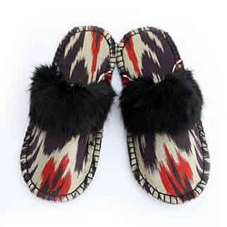 Ikat Kosy nero per la vendita all'ingrosso da parte di Woolenstocks