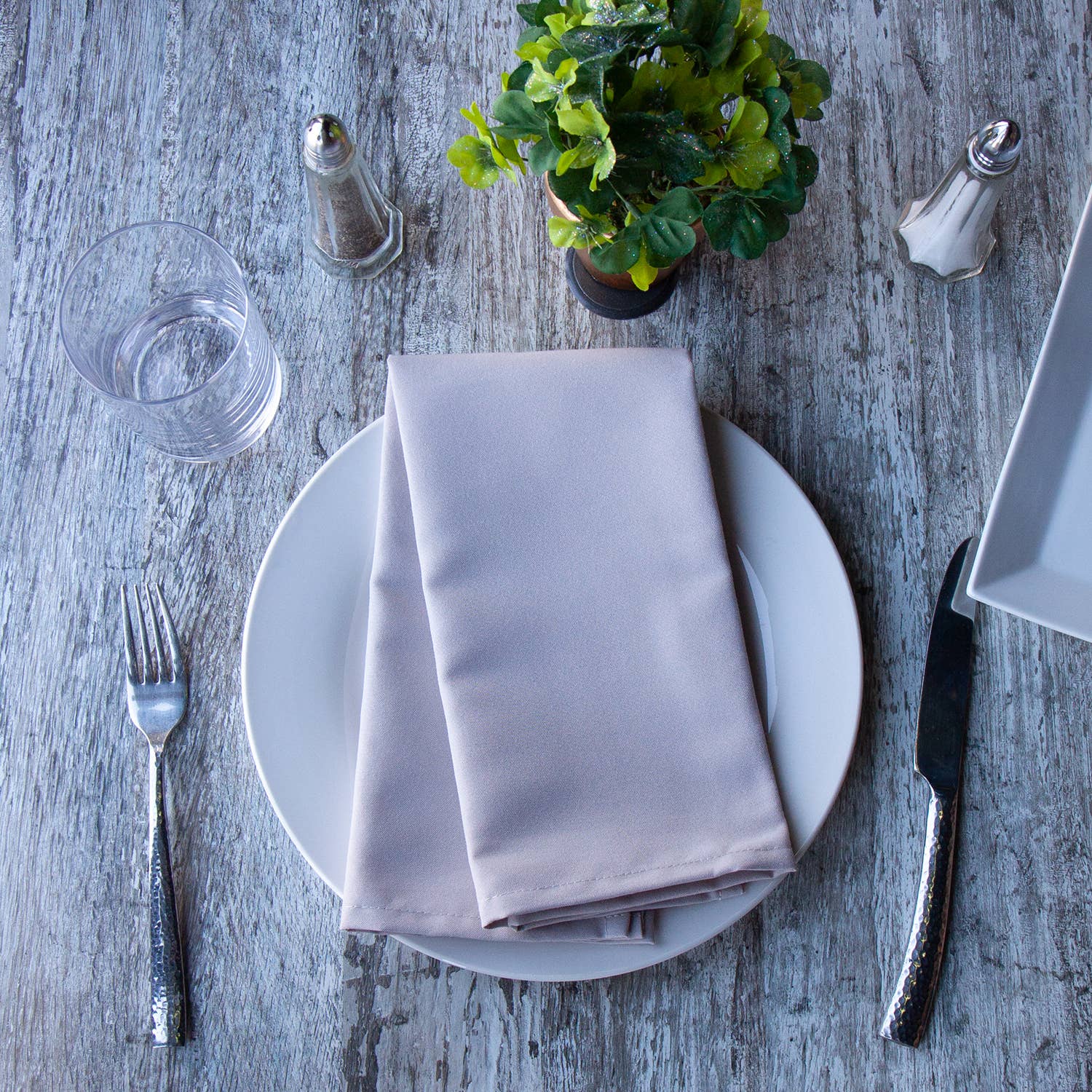 Arkwright Home - Wholesale Dinner & Cloth Napkin - 25 Pack of Poly Spun Solid Cloth Dinner Napkins - 20 x 20 in15