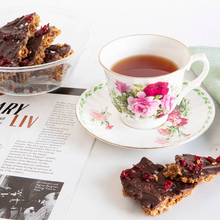 Norwegian Baked - Wholesale Cookie - KnekkeGodis • Valentine's Special ❤️ Nordic Sweet treat