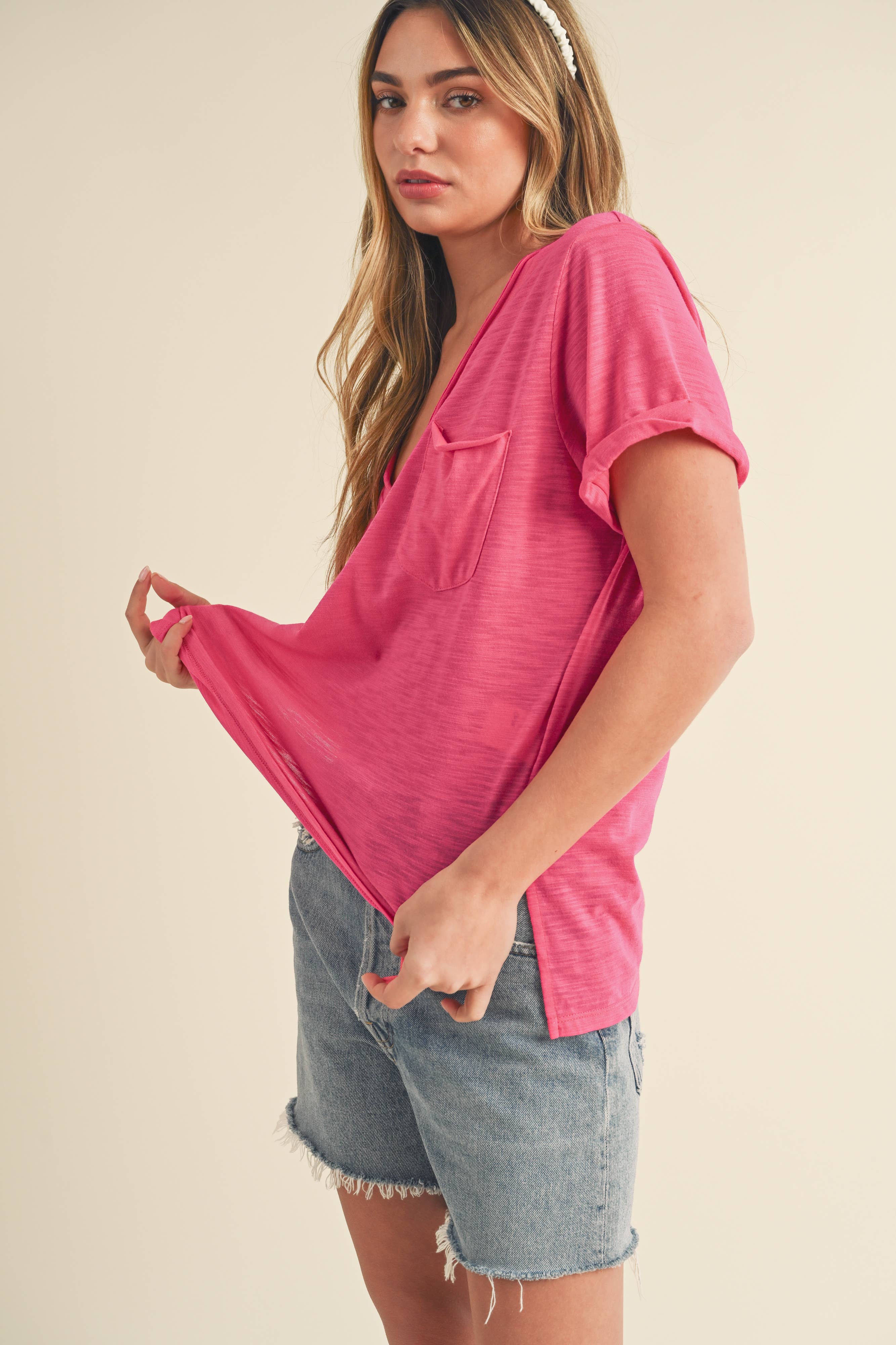 AEMI + CO - Wholesale T-Shirt - Women's - 8286DK Zoie V-Neck Short Sleeve Top 536