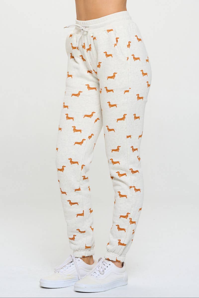 SM WARDROBE - Venta al por mayor Pantalones de chándal/cómodos - Mujer - PANTALONES DE CHÁNDAL CON ESTAMPADO DE PERRO MUSTARD WIENER3