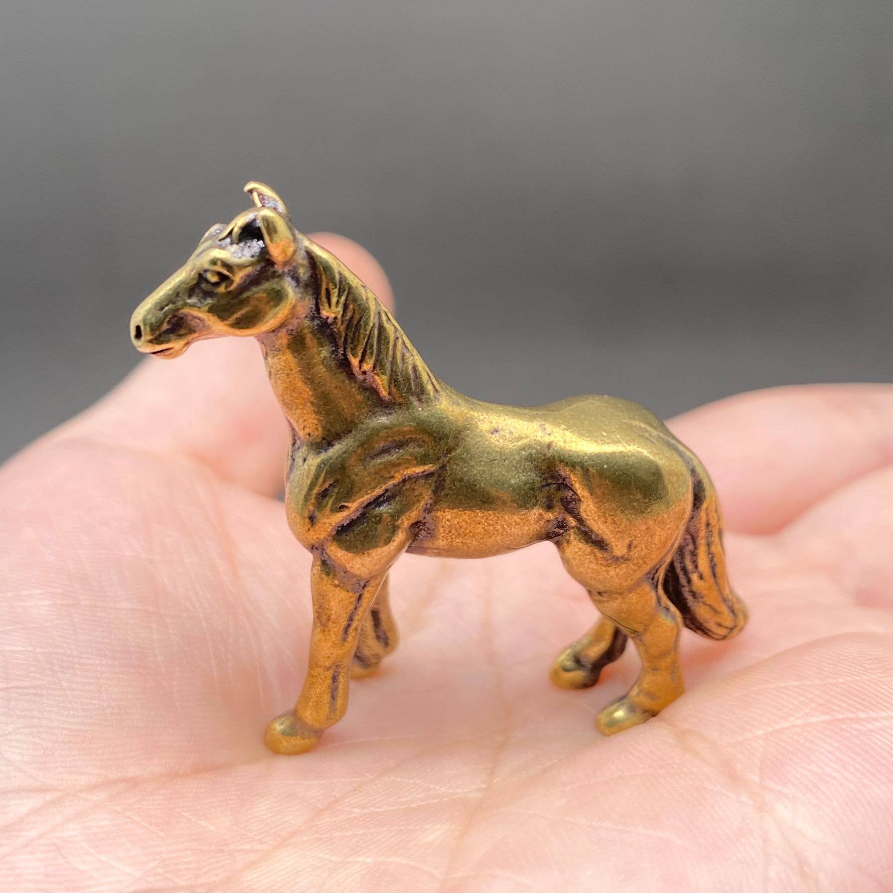Mio Queena - Wholesale Decorative Figurine - Brass Warhorse Crafts Desktop Ornaments Decoration0