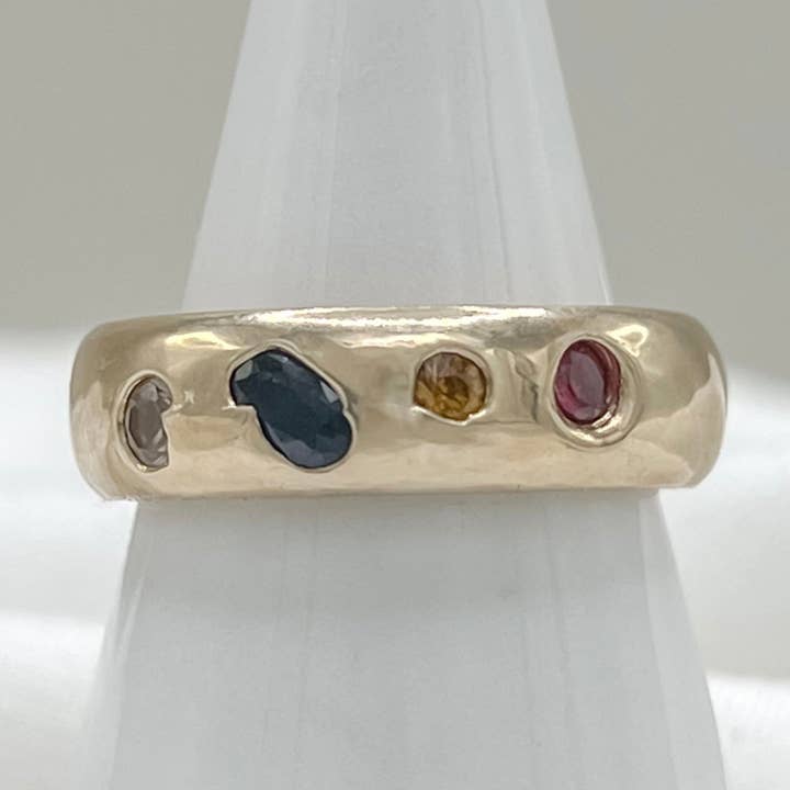 #4 Safir & Rubin 4 sten för wholesale av Amory C Jewelry