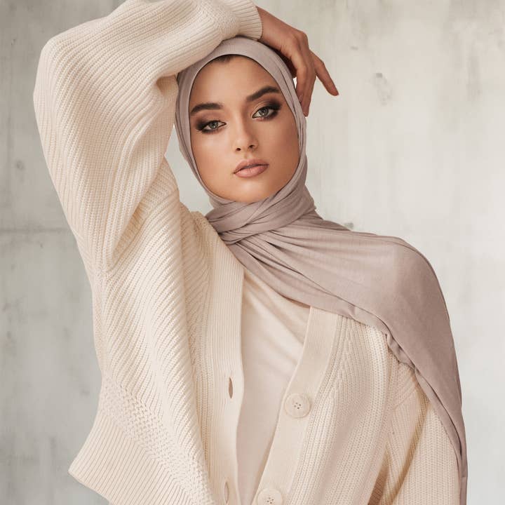 Leichter Nerz Premium-Jersey-Hijab, heller Nerz für den Großhandel auf Faire