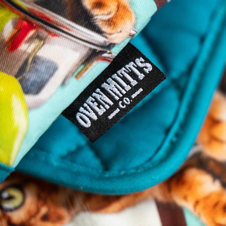 Zapps Clothing - Wholesale Oven Mitt/Pot Holder - Secret Ingredient Is Cat Hair Oven Mitts And Potholder Set