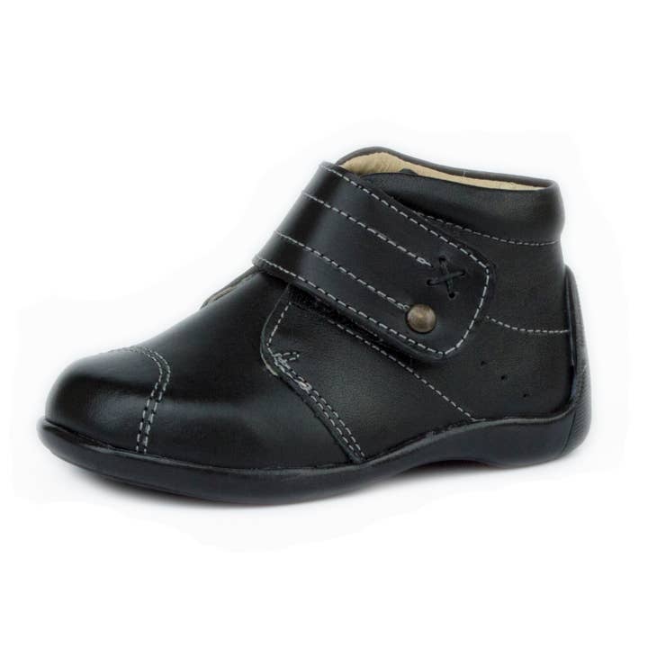 First Steps - MARTIN | Black for wholesale by Wobbly Waddlers
