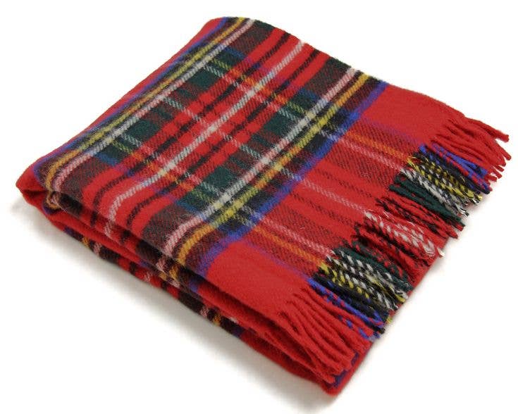 Patrick King Woollen Company - Wholesale Throw Blanket - Royal Stewart Deluxe Highland Blanket3