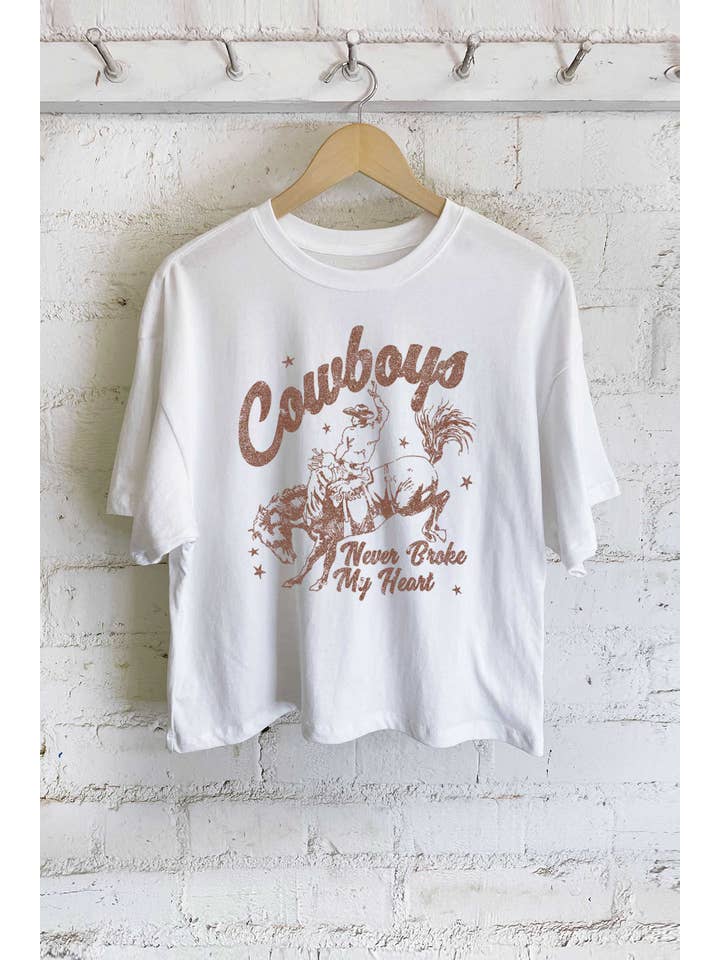 Rustee Clothing - Venta al por mayor Camiseta serigrafiada - Mujer - TOP CORTO LARGO GRÁFICO COWBOYS NEVER BRAKE MY HEART1