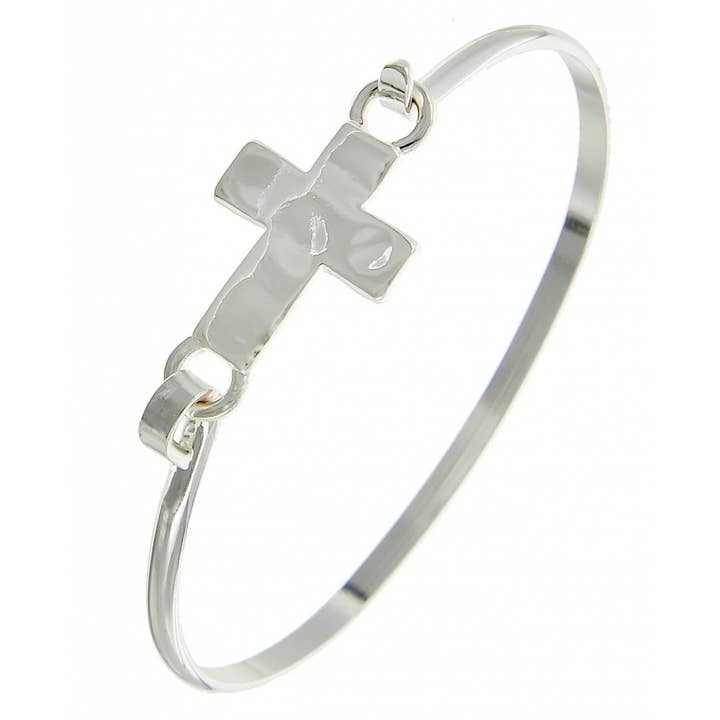 0011 PREMIERE – wholesale Bangle bracelet – FR4215 Hammered Silver Cross Brass Casting Bangle Bracelet