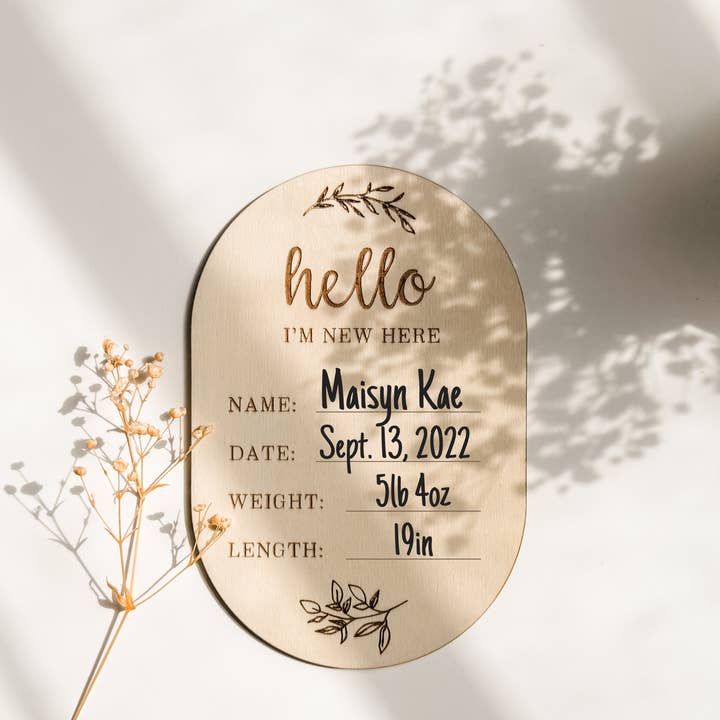 Kae & Kole, LLC – Großhandel Meilenstein-Kunst/Andenken – Kinder & Baby – Tafel mit Fakten zur Geburt aus Holz | Schild „Baby Hospital“ | Andenken1