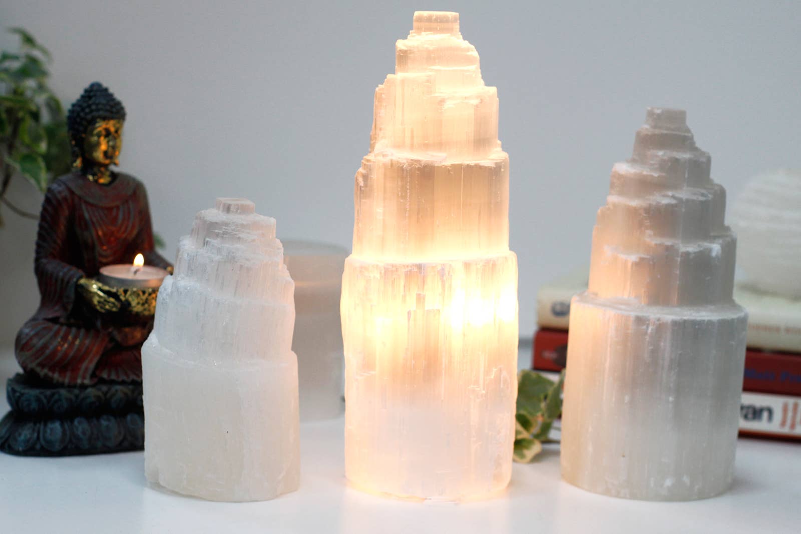 AW Artisan - Wholesale Accent/Desk Lamp - Selenite Tower Lamp - 25 cm3