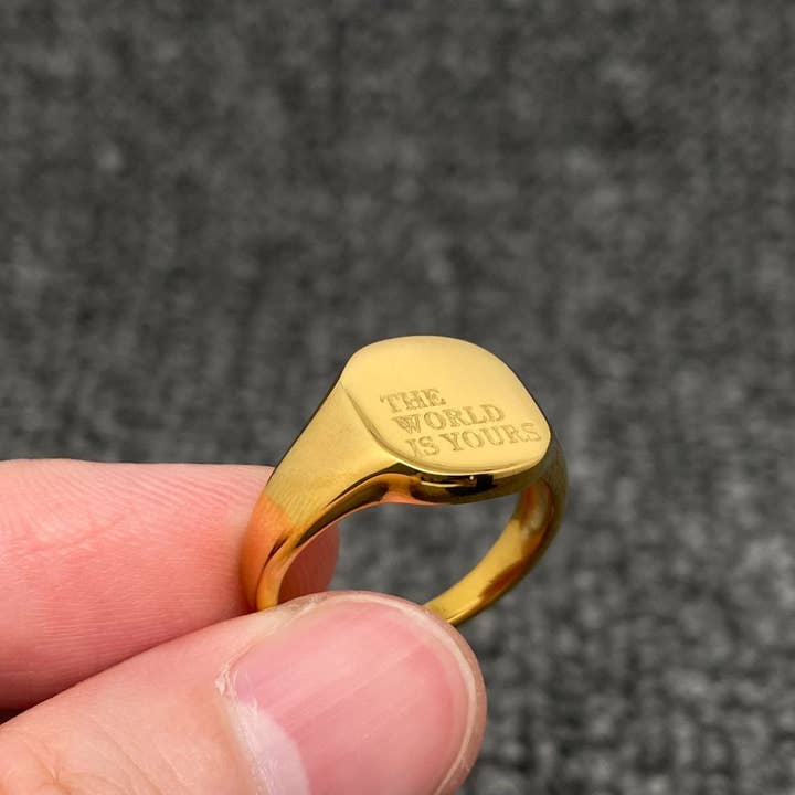 Mio Queena - Wholesale Cocktail/Statement Ring - THE WOLRD IS YOURS 18K Golden SS Glossy Square Ring - FGS