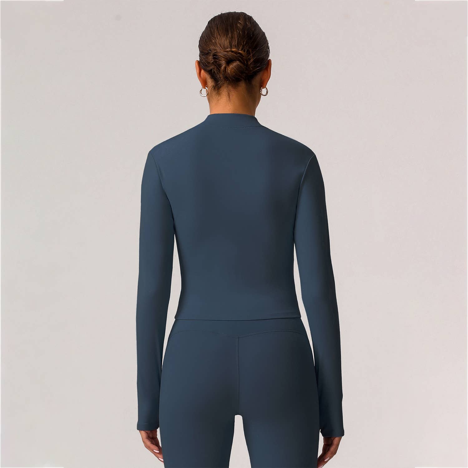 Sodalemon - Vendita all'ingrosso Completo sportivo - Donna - Completo sportivo 2 pezzi: giacca leggera in pile e leggings modellanti10