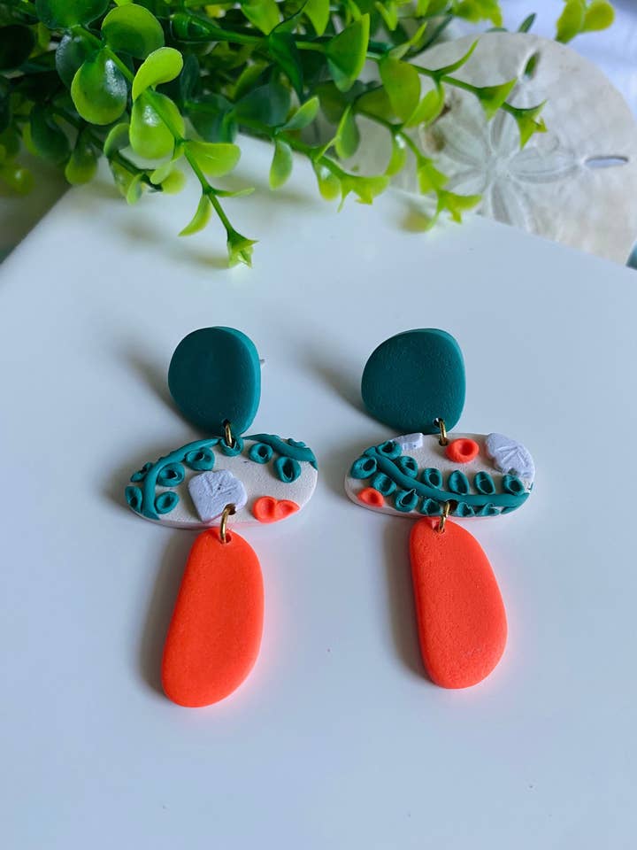 Pendientes colgantes de arcilla, tema bajo el mar, acero inoxidable, poste de acero quirúrgico para venta al por mayor de Tropical Design Boutique