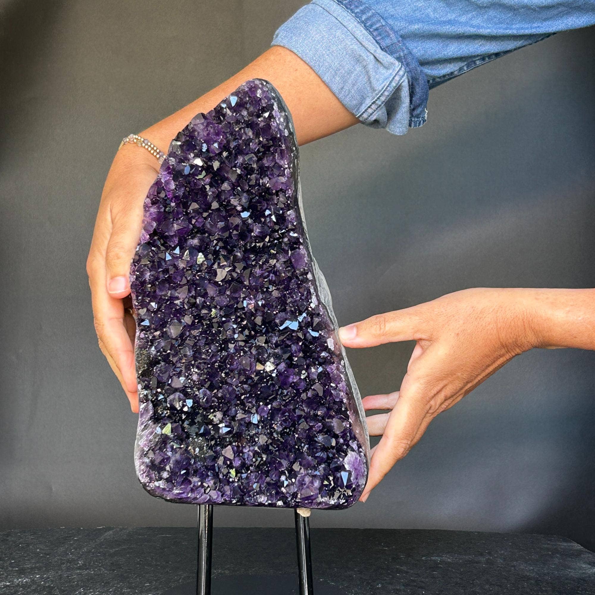 Deep Purple Project - Wholesale Spiritual Stone/Crystal - Amethyst Crystal on Stand – Natural Stone Decor7