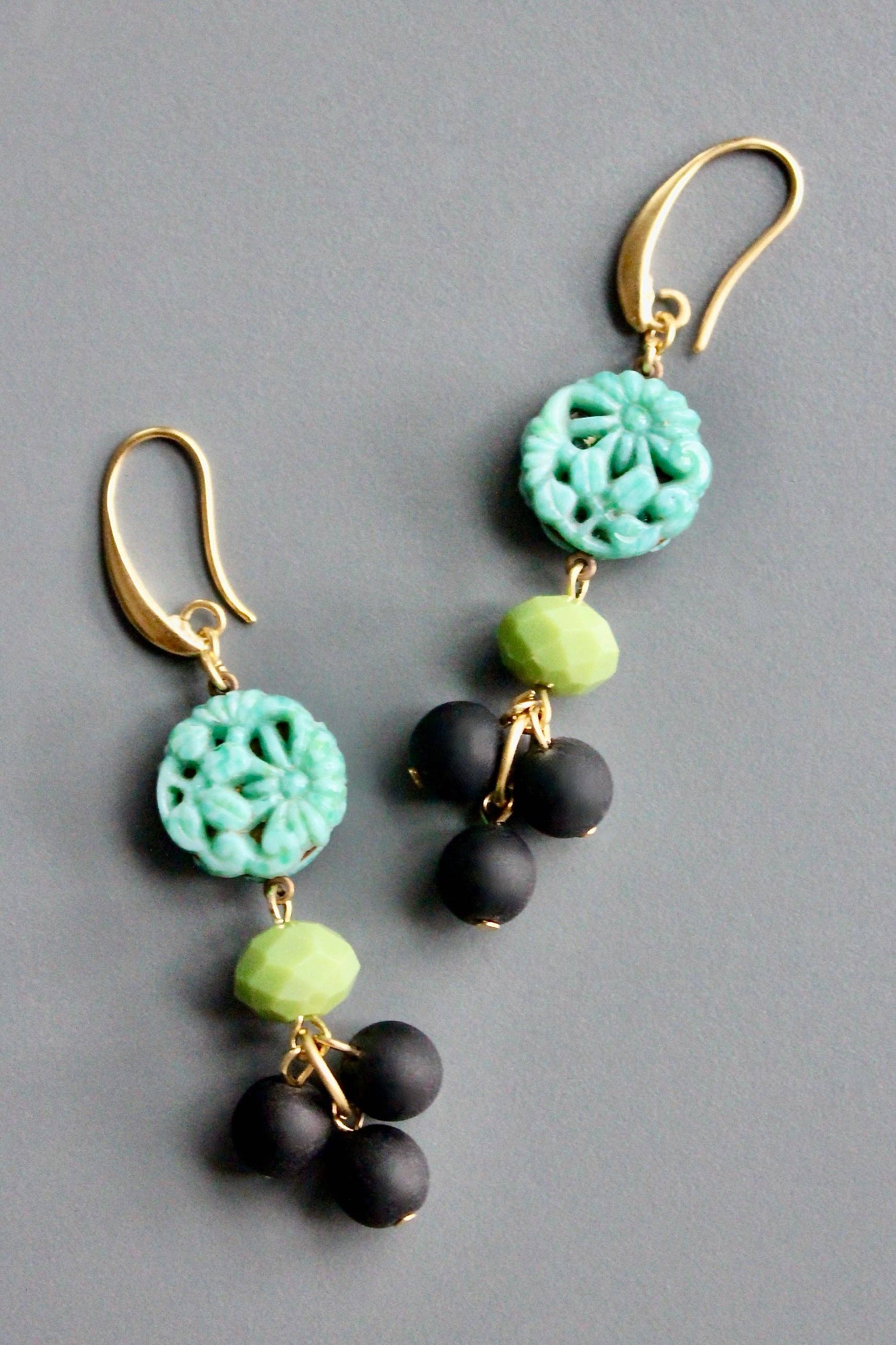 David Aubrey Jewelry - Wholesale Dangle Earrings - HYLE47 Vintage green glass earrings0