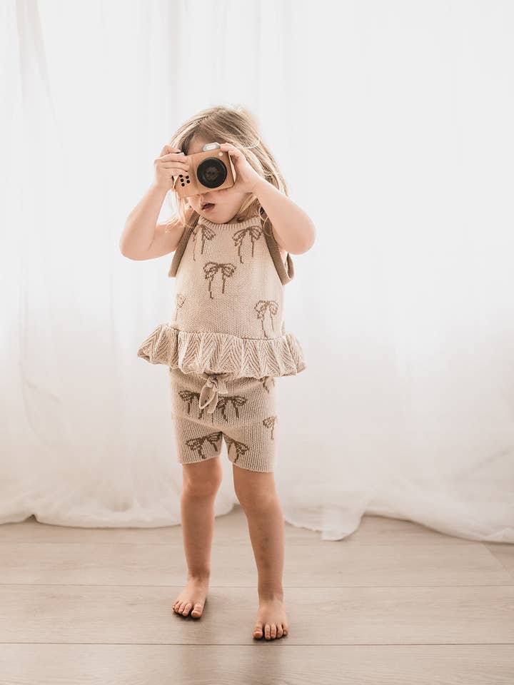 Fluga Axelstickad | Rosett Jacquard | 100% bomull | Mocka för wholesale av Poet & Deer