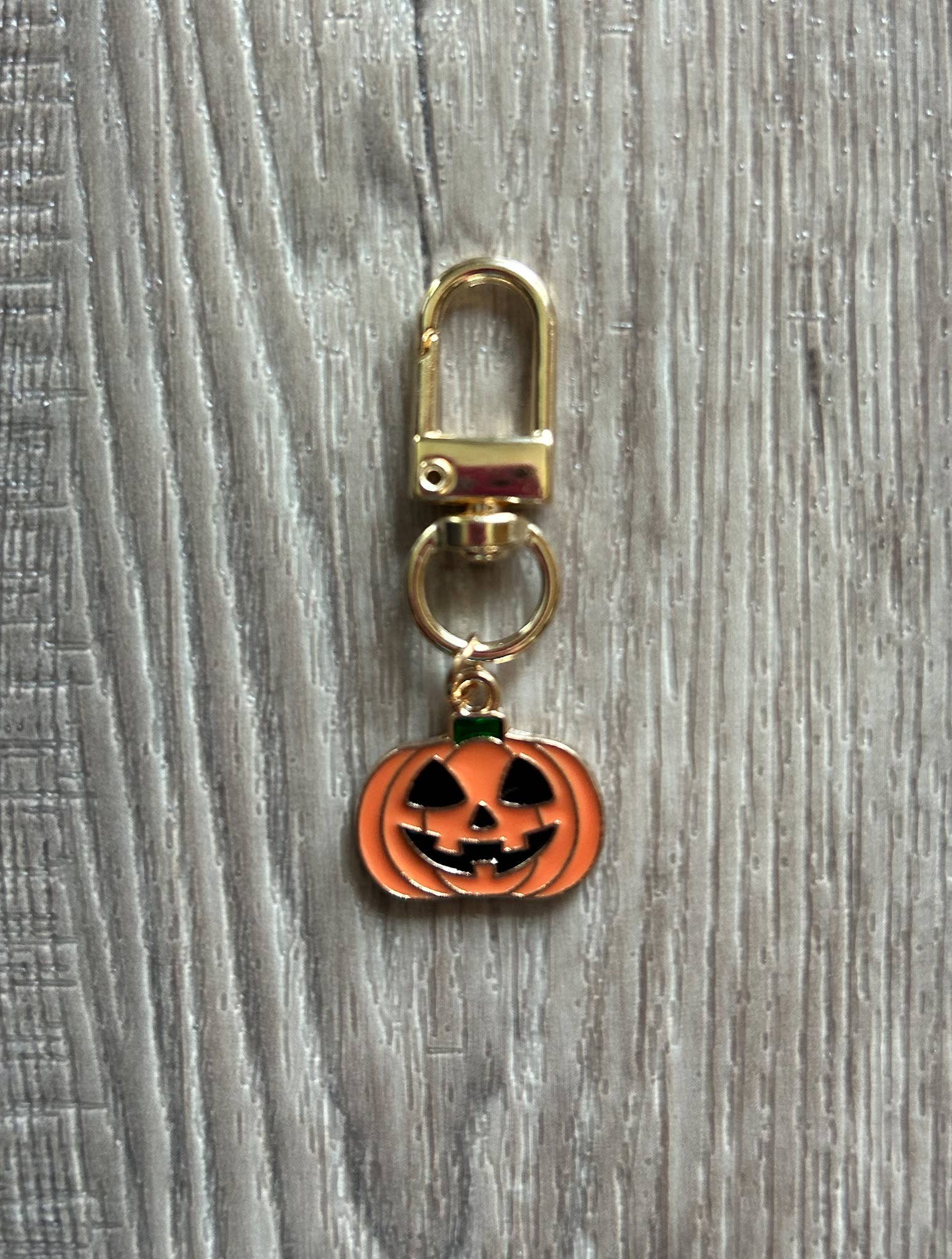 JILLIAN INK LLC - Wholesale Keychain - Women's - Halloween Bag Charm Small Keychain Charm11