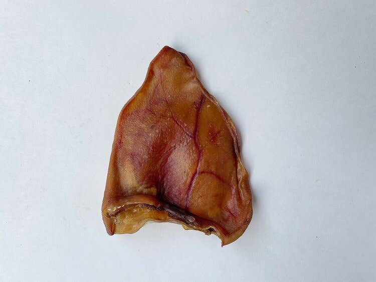 Lynchburger Pet Products - Wholesale Pet Treats - Dog - Lynchburger Pig Ear1