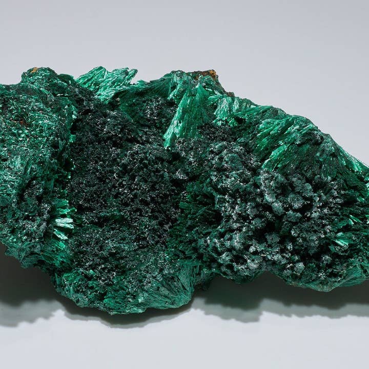 4,12 LB fibrøs malakitsamlerprøve for engroshandel hos Malachite And More