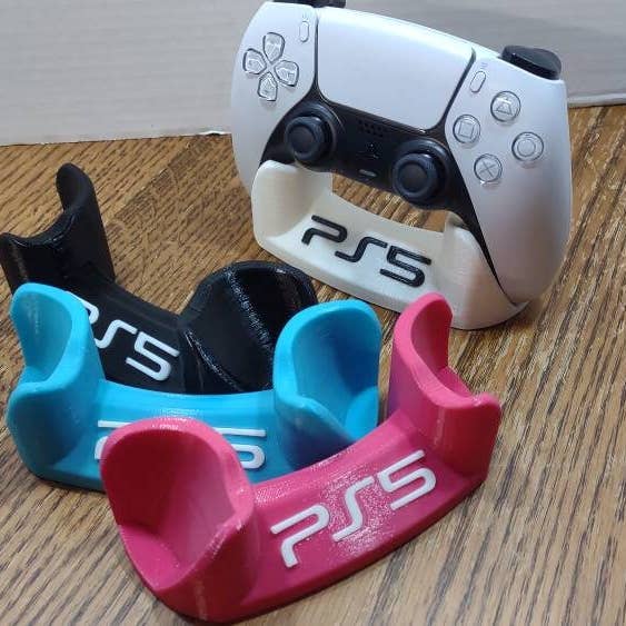 XALT 3D DESIGNS - Wholesale Decorative Tabletop Object - PlayStation 5 (PS5) Controller Stand3