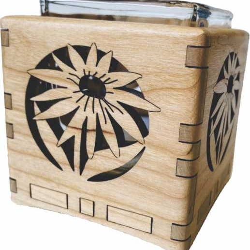 0127 Flower Candle Holder for wholesale by Wood You Tell Me, Inc.