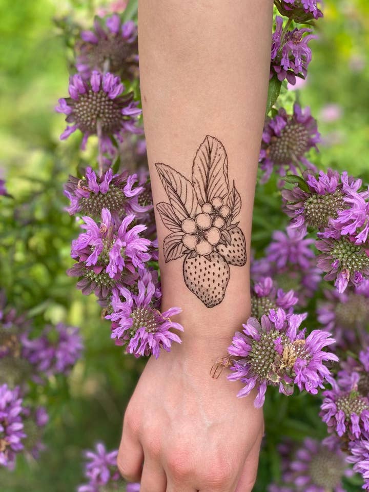 Tatouage temporaire à la fraise pour la vente par NatureTats