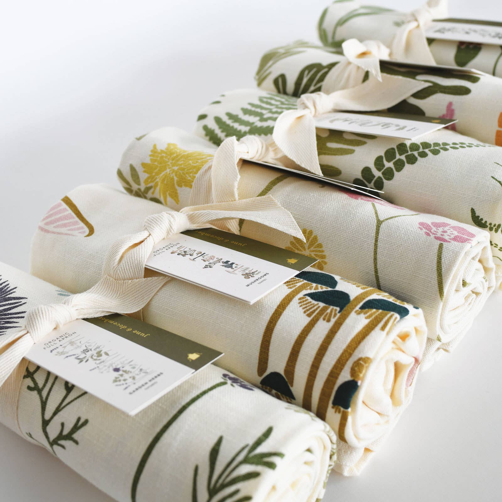 June & December - Wholesale Apron - Fronds and Fern Organic Apron for Kitchen and Garden7