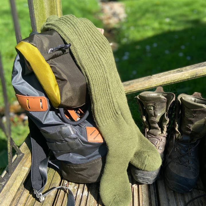 Samantha Holmes Alpaca Clothing and Gifts – Großhandel Socken – Damen – Damen Super Lange Alpaka Grobstrick-Rippensocken UK 4-8 US 6-5-107