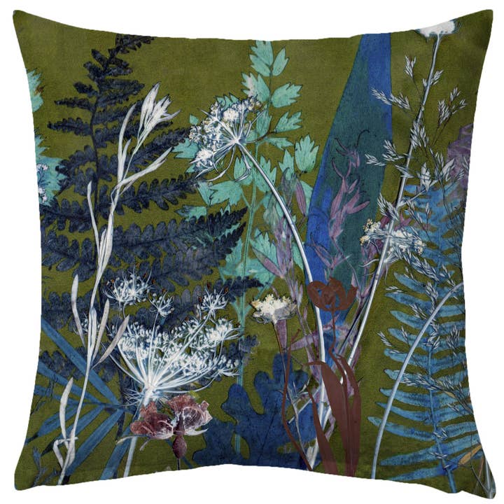 Gillian Arnold – Engroshandel Pyntepude – Skov | Mørk Blomstret Print Sofa Pude
