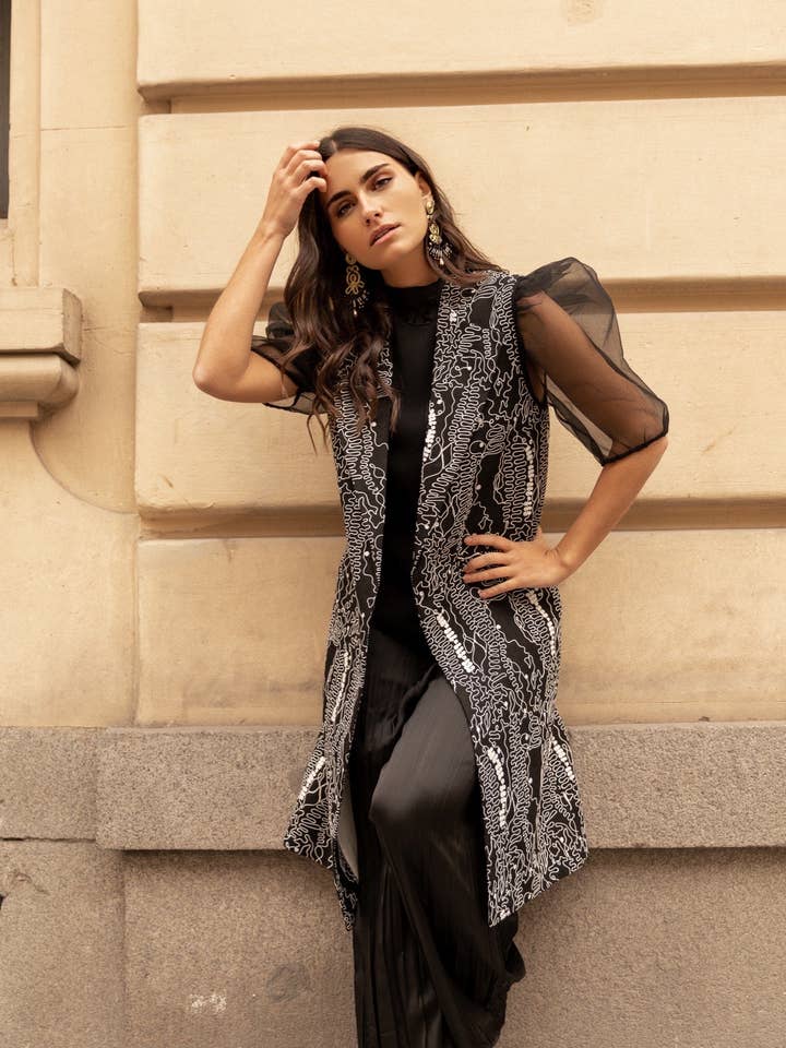 CHALEQUE O DOURADO por atacado de Charlotte Blaz