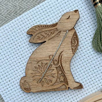 Coelho para agulha magnético Stargazing Hare por atacado de Love Poppet