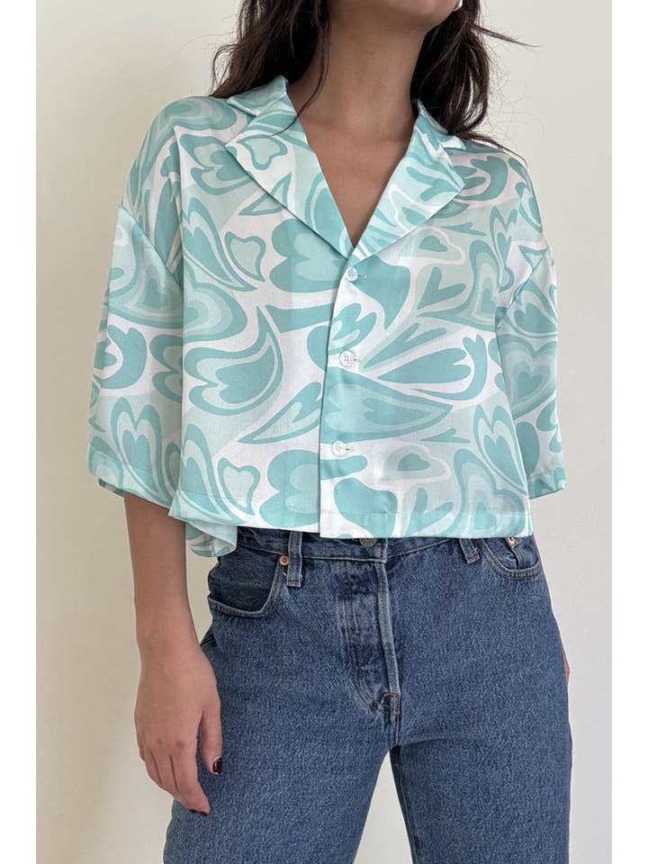 CROPPED BUTTON DOWN SATIN SWIRL PRINT TOP for wholesale by Et Clet