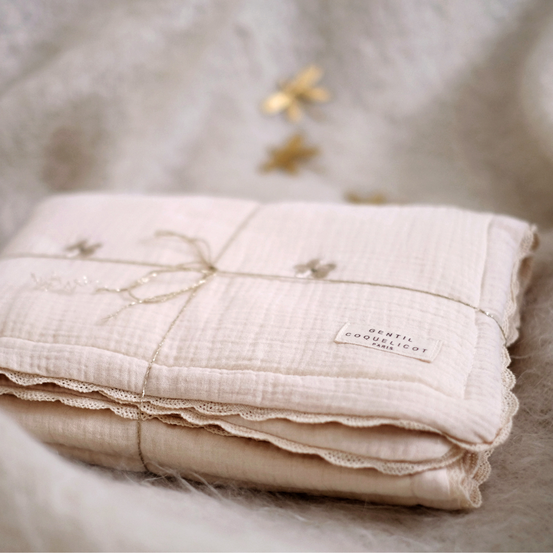 Gentil Coquelicot Paris - Venta al por mayor Manta de cama - Niños y bebés - Plaid floral acolchado1