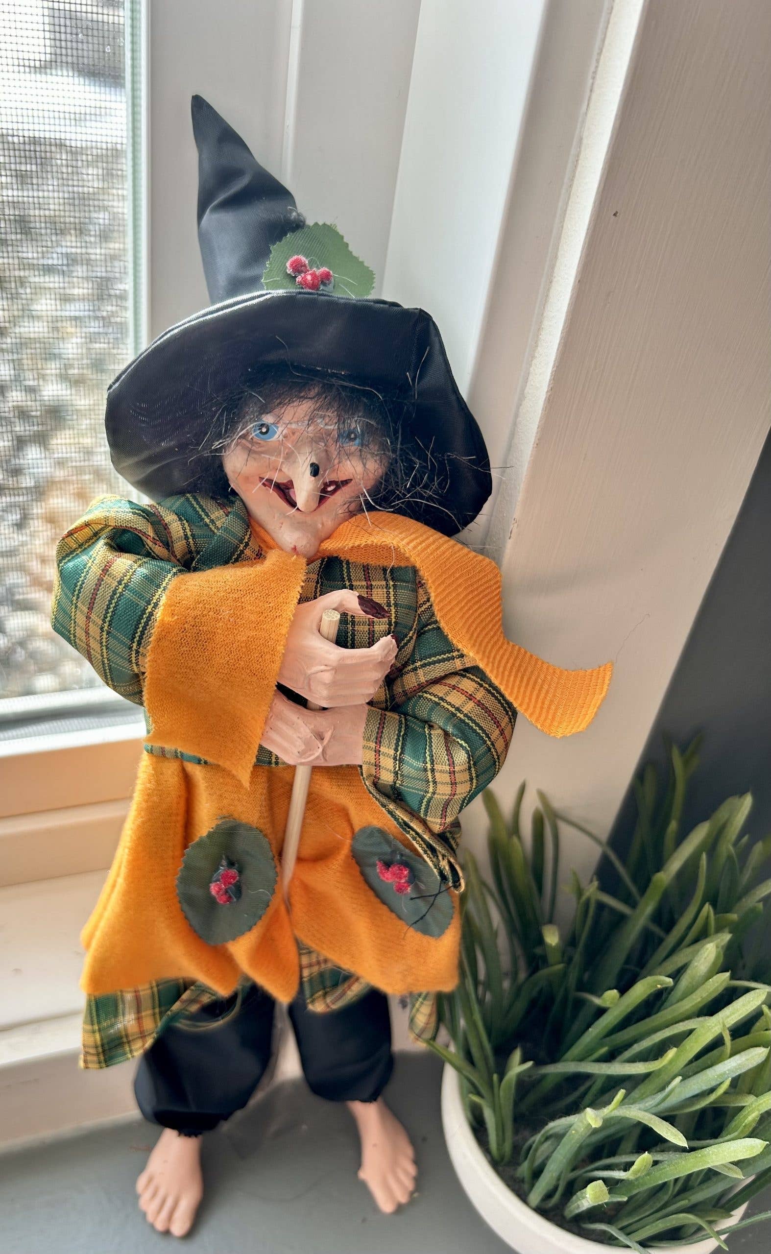 Marketplace24 - Vente Figurine décorative - Poupée Sorcière de Cuisine Hazel orange1