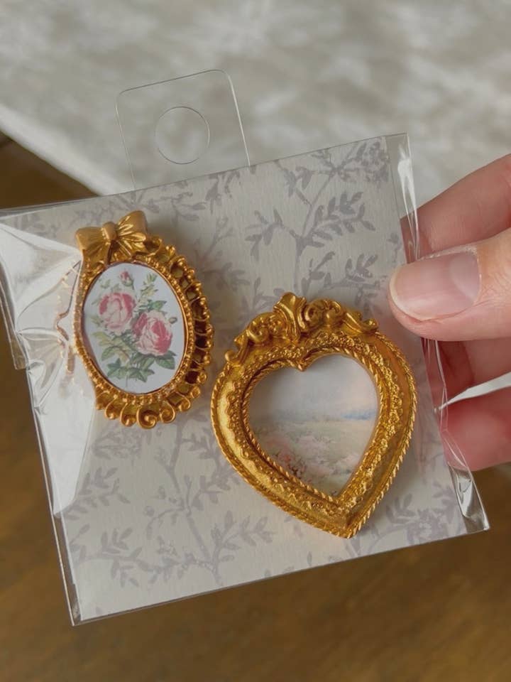 Vintage Inspired Miniature Magnet 2 Pack for wholesale by Vintage by WPC