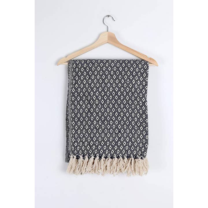 Arkwright Home - Wholesale Throw Blanket - Throw Blanket, Patterned Cotton with modern design15