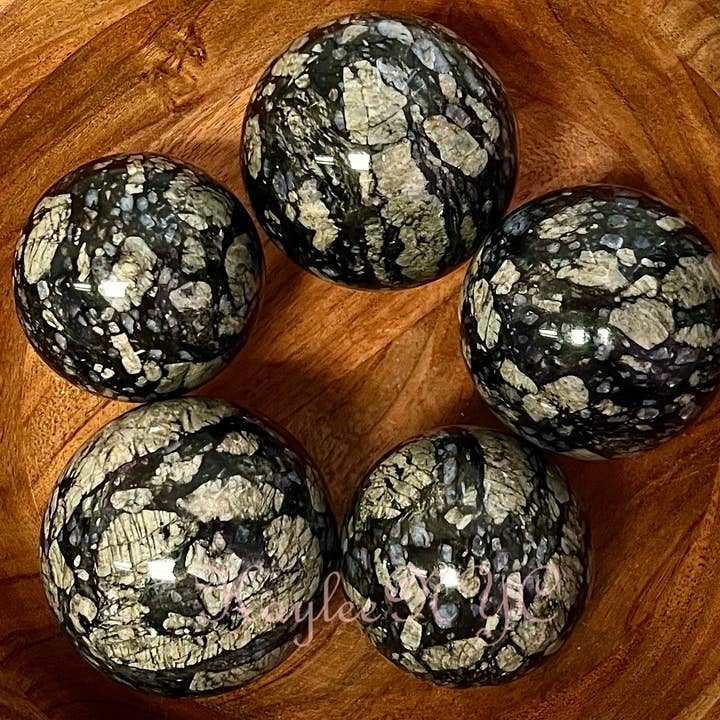 KayleeNYC – wholesale Spiritual stone/crystal – 5-6 PCs Natural Blue Que Aka Llanite Spheres Crystal healing