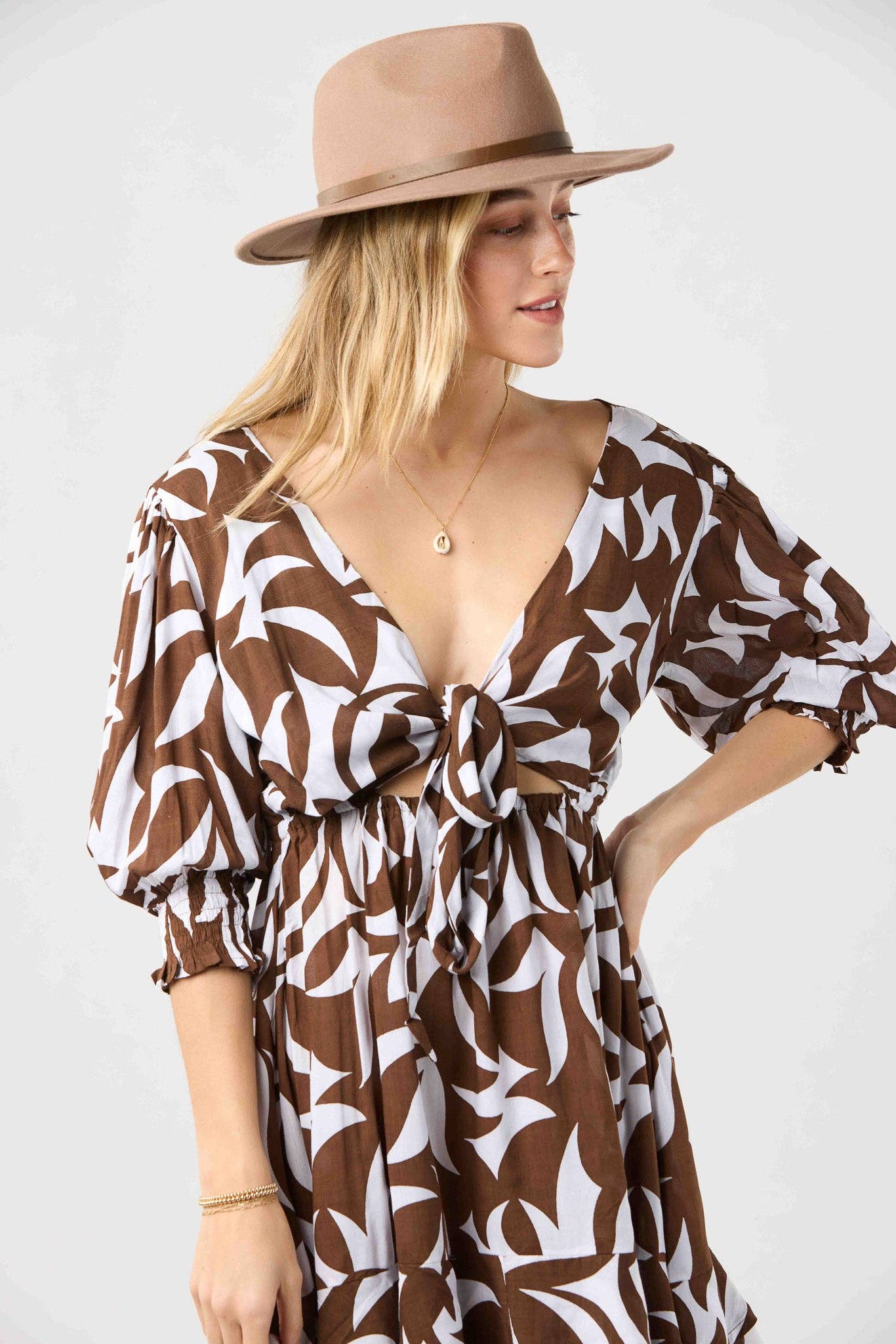 Abstrakte Geo Coco Folklore-Minikleid für den Großhandel auf Faire5