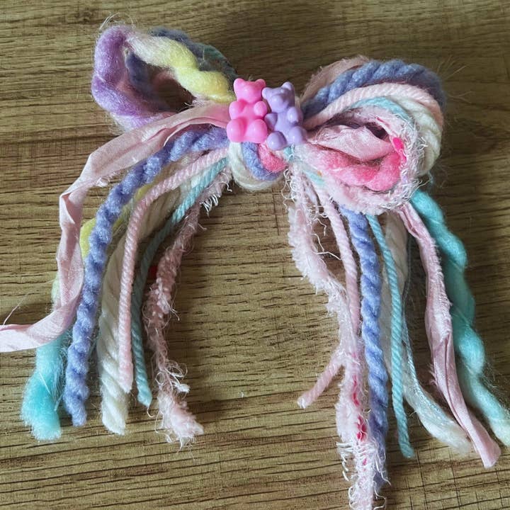 Wake and Make - Wholesale Hair Bow - Kids - Gummy Bears Hair Bow for girls