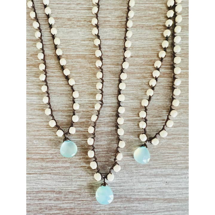 Twist Style - Vente Collier de perles - Goutte de calcédoine bleu aqua à facettes avec cristal tchèque2