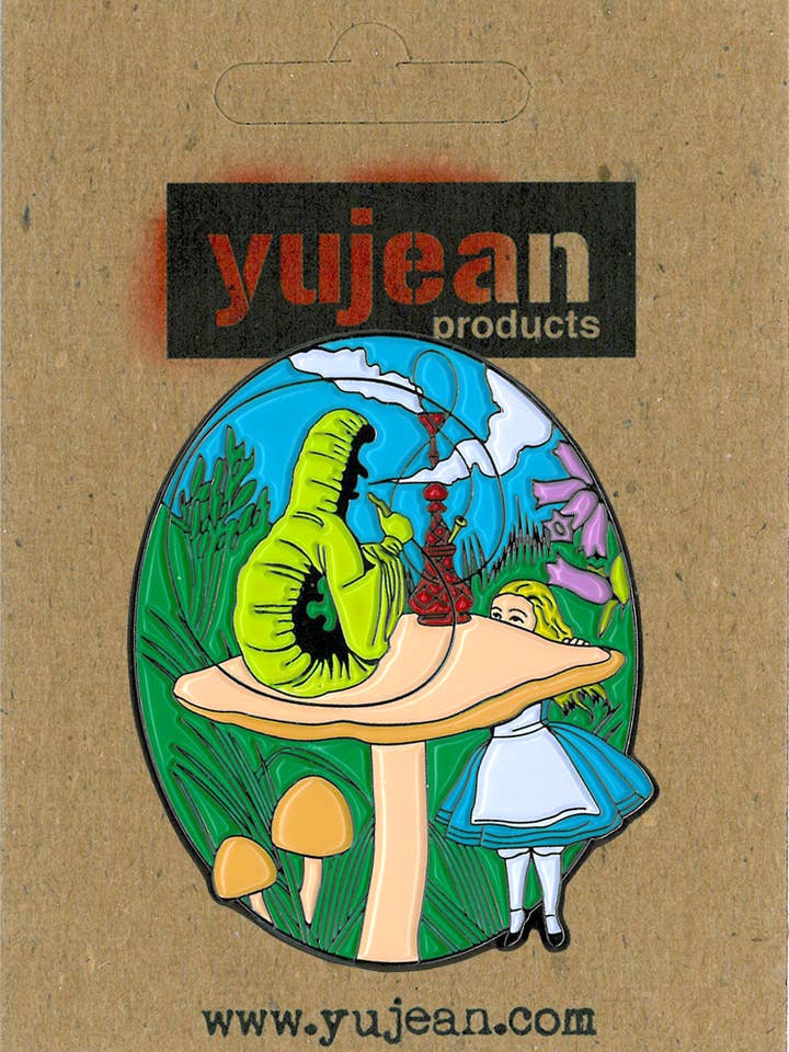 Alice and Caterpillar - Spilla smaltata grande, E1071 per la vendita all'ingrosso da parte di Yujean