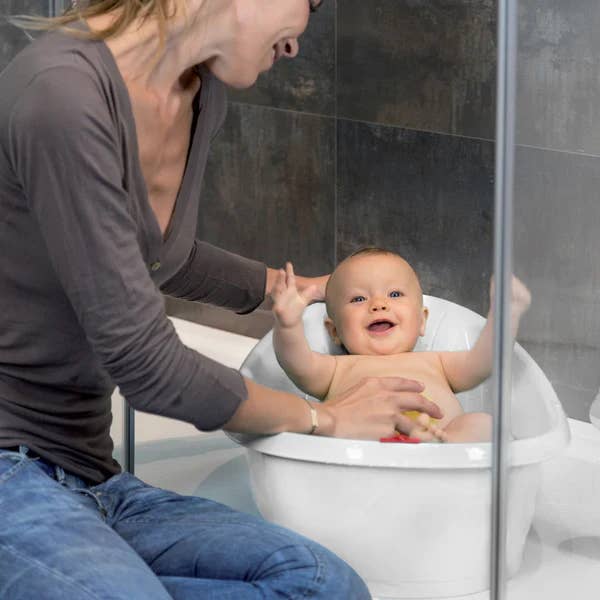 BEABA Onda Baby Bath Tub - White for wholesale by BEABA & Childhome