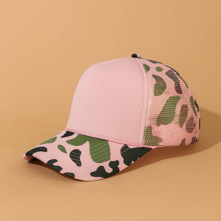 Pink Duck Camo Trucker Hat for engroshandel hos Skymorphew Branding Co
