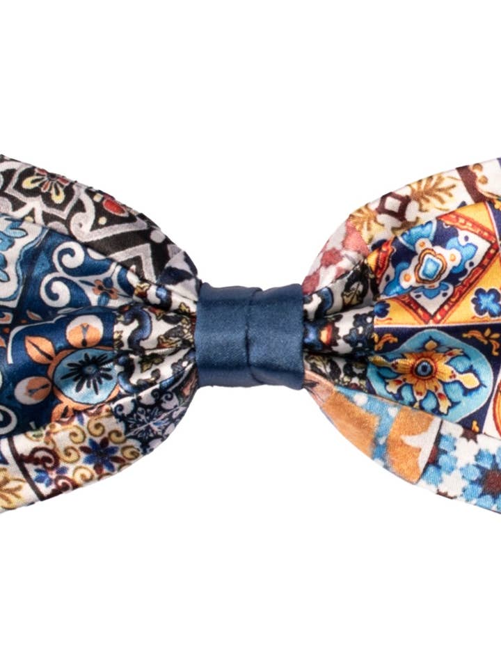 Sizilianische Vintage Patchwork Schleife aus Satin mit mehrfarbigen Majoliken PATCH1189 für den Großhandel von Graffeo Cravatte